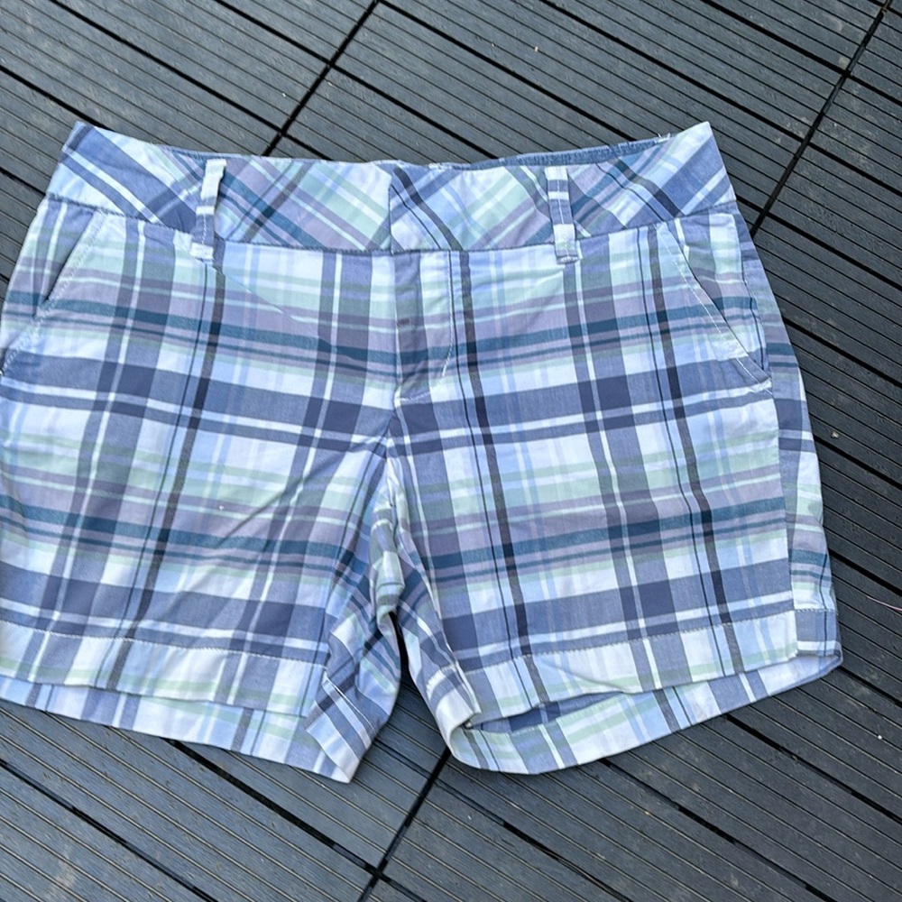 Bass Plaid shorts size 8